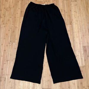 Black Wide-Leg Women's Pants